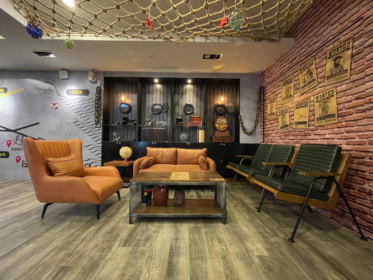 Roaders Hotel Dongda Hualien Buitenkant foto