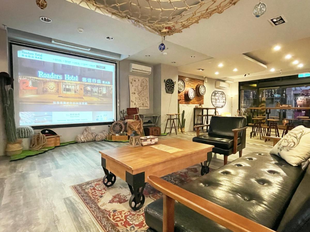 Roaders Hotel Dongda Hualien Buitenkant foto