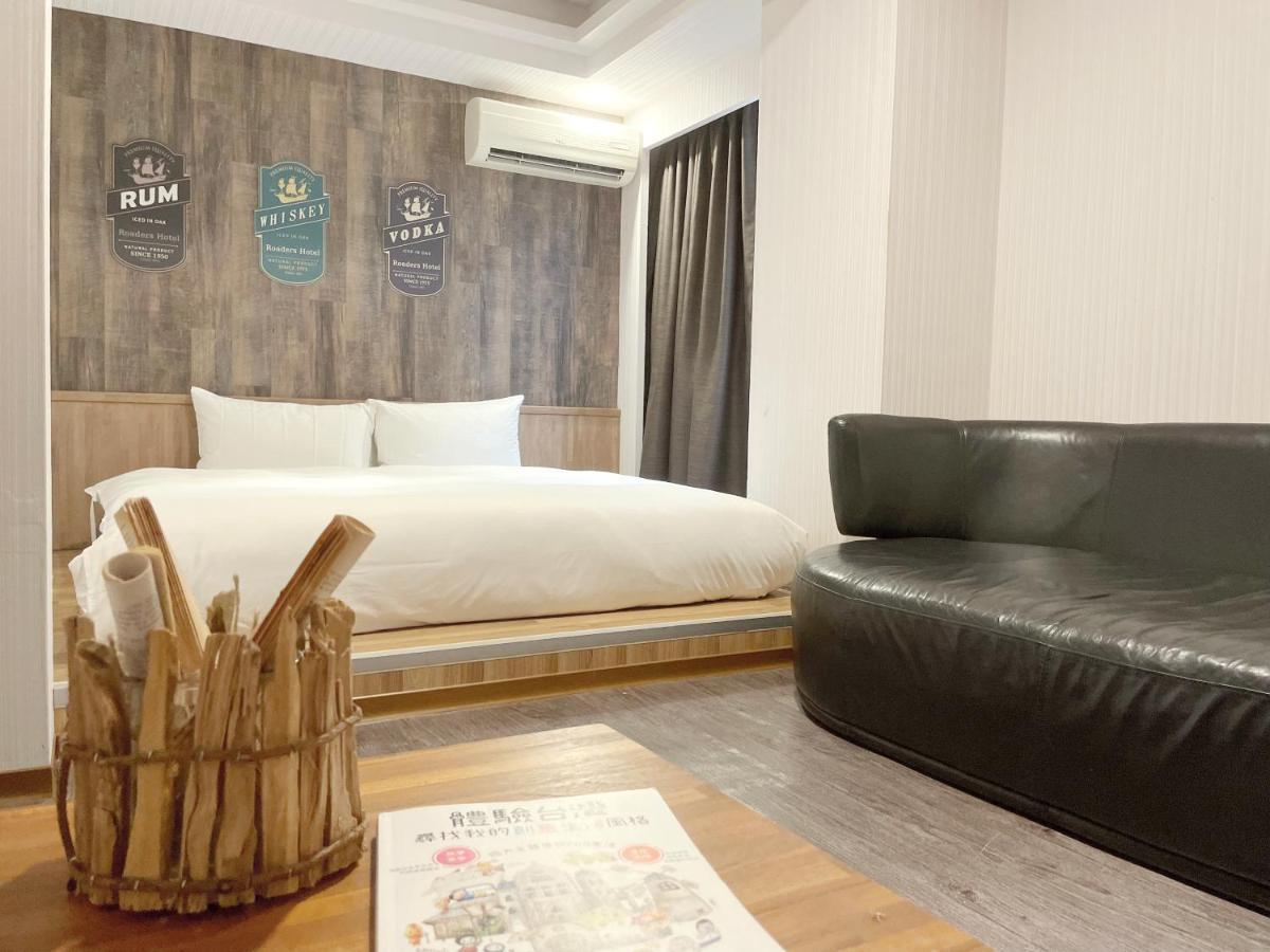 Roaders Hotel Dongda Hualien Buitenkant foto